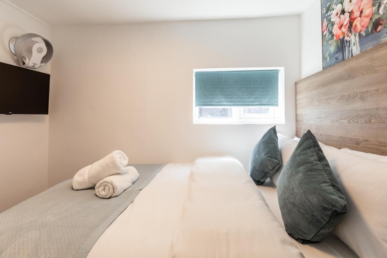 The Chapter - Griffin House Hotel Londra